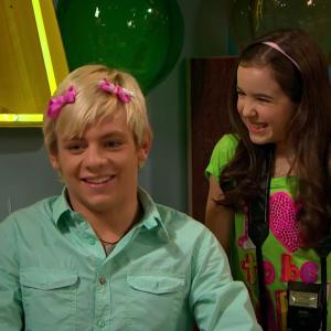 Awww so cute...Magazines and Made-up Stuff episode on Austin and Ally!