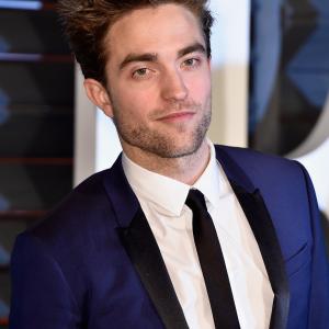 Robert Pattinson at event of The Oscars (2015)