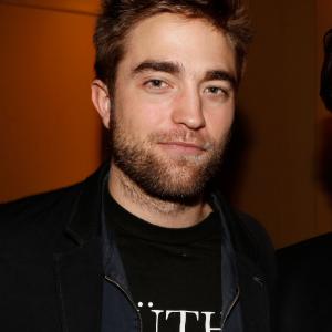 Robert Pattinson at event of Apgaulinga aistra (2012)