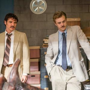 Still of Pedro Pascal and Boyd Holbrook in Narcos (2015)
