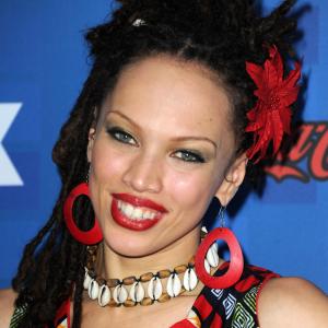 Naima Adedapo at event of American Idol: The Search for a Superstar (2002)