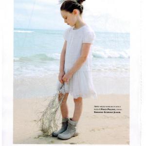 Moda Junior Magazine (Italy) Editorial April 2012