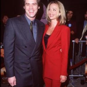 Jim Carrey and Lauren Holly at event of City of Angels (1998)