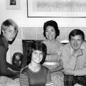 Bill Daily at home with wife Patricia and kids Kim and Patrick C. 1974