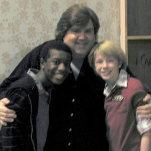 Dan Schneider with Davan Wilson and Joey Luthman on set of iCarly July 2009