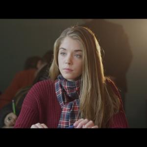 Still of Alice Isaaz in Après les cours (2014)