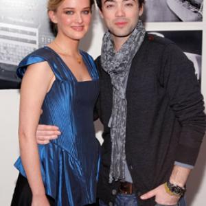 John Hensley and Jess Weixler at event of Teeth 2007