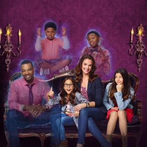 Still of Ginifer King, Chico Benymon, Amber Montana, Curtis Harris, Breanna Yde and Benjamin Flores Jr. in Haunted Hathaways (2013)
