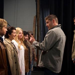Nina Winkler with Jensen Ackles, Jared Padalecki and the cast of the 200th episode of Supernatural.