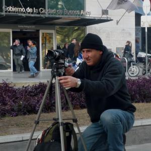 Luis Vitalino Grandón shooting the short film 