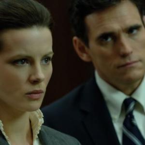Still of Kate Beckinsale and Matt Dillon in Nothing But the Truth 2008