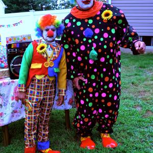 Deep Roy and Bud Damon clowning around on the set of THE BALLAD OF SANDEEP.