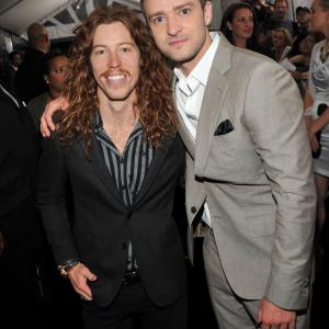 Justin Timberlake and Shaun White at event of Draugiskas seksas (2011)