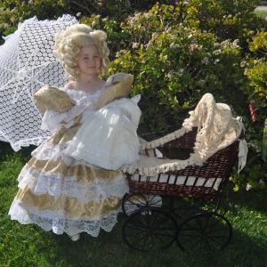 RJ as young Maria Antoinette