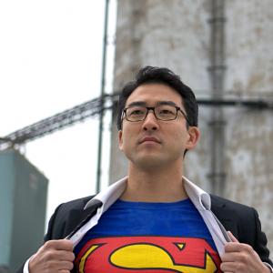 I can't tell you how many times someone tells me that I look like an Asian Clark Kent! This cannot be a good thing... :(