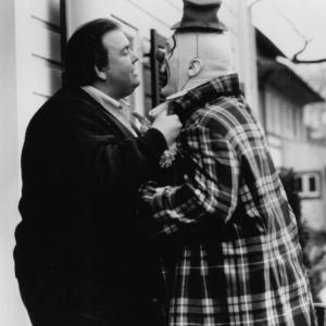 Still of John Candy and Mike Starr in Uncle Buck 1989