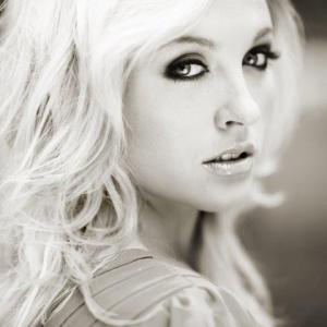 Makeup for Country Music Artist Brooklyn Woods