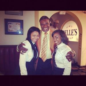 waddya know...in another server uniform ON SET. lol Lovin me some Keith David tho