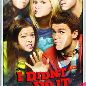 Olivia Holt, Austin North, Peyton Clark, Sarah Gilman and Piper Curda in I Didn't Do It (2014)