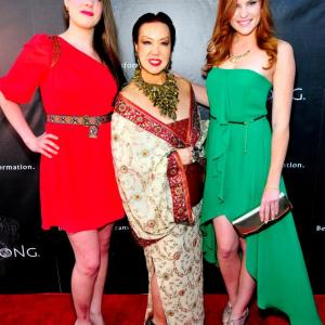 Desiree Manly on the red carpet with designer Sue Wong and Desiree's sister, Lynsey Hart.