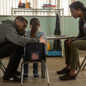 Still of Jake Gyllenhaal Naomie Harris and Oona Laurence in Southpaw 2015