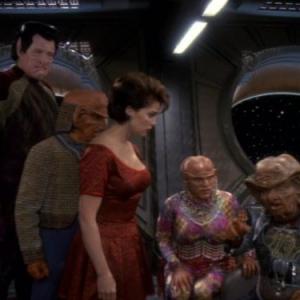Still of Wallace Shawn Armin Shimerman Chase Masterson Max Grodnchik and Tiny Ron in Star Trek Deep Space Nine 1993