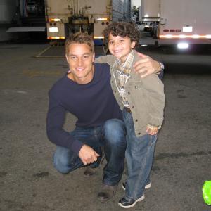 Bruce onset of Emily Owens with Justin Hartley