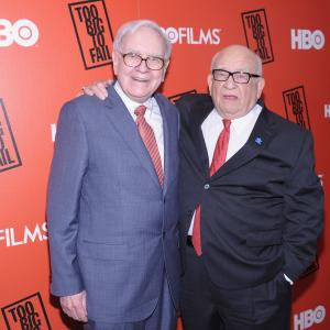 Edward Asner and Warren Buffett at event of Too Big to Fail 2011
