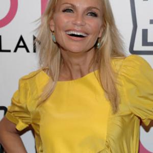 Kristin Chenoweth at event of Hot in Cleveland (2010)