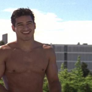 Still of Mario Lopez in Breaking the Surface The Greg Louganis Story 1997
