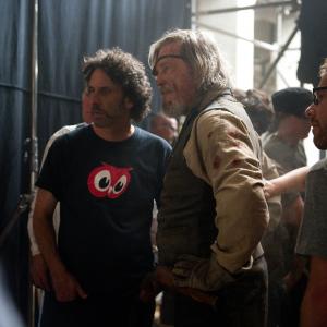 Still of Jeff Bridges Ethan Coen and Joel Coen in Tikras isbandymas 2010