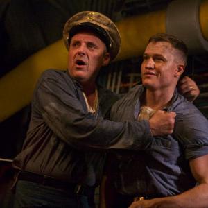 Still of Tom Sizemore and Matthew Pearson in USS Indianapolis Men Of Courage