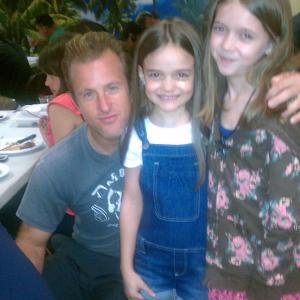 Mykayla and sister Hannah with Scott Caan on the set of Hawaii Five 0.