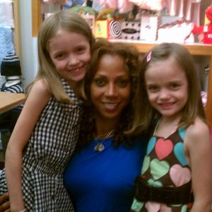 Mykayla and sister Hannah with Holly Robinson Peete at the launch of the Vinci tablet.