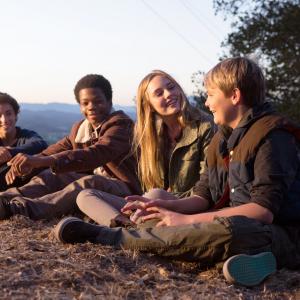 Still of Reese Hartwig Ella Wahlestedt Astro and Teo Halm in Earth to Echo 2014