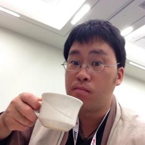 Me drinking coffee at the SDCC 2013 Professional Lounge