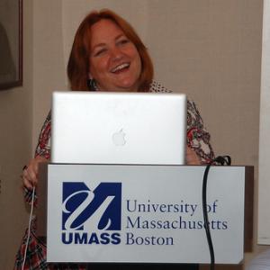 Leslie Poston speaking at University of Massachusetts