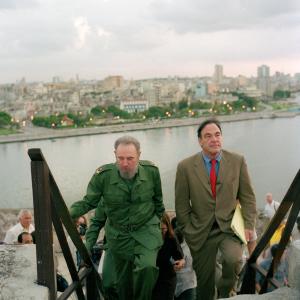 Still of Oliver Stone and Fidel Castro in Looking for Fidel 2006