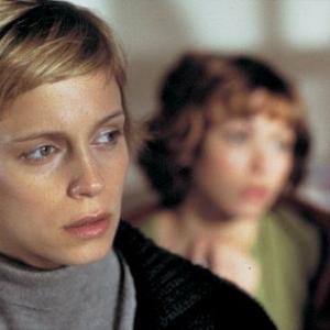 Still of Laura Regan and Jennifer Sky in My Little Eye (2002)