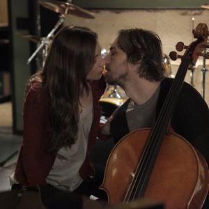 Still of Dax Shepard and Courtney Ford in Parenthood 2010