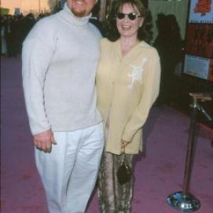 Roseanne Barr and Ben Thomas at event of Austin Powers The Spy Who Shagged Me 1999