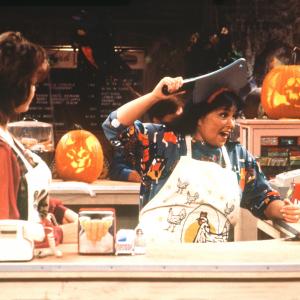 Still of Roseanne Barr in Roseanne 1988