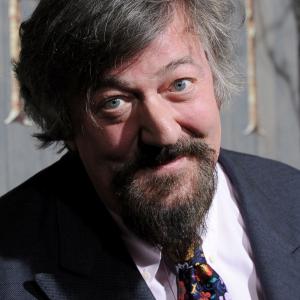 Stephen Fry at event of Hobitas: Smogo dykyne (2013)