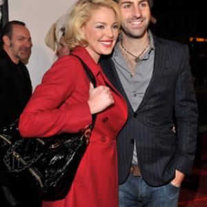 Katherine Heigl and Josh Kelley at event of Marley amp Me 2008