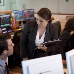 Zachary Quinto and Ashley Williams in Margin Call