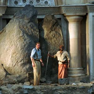 Still of Stellan Skarsgård and Andrew French in Egzorcistas: pradzia (2004)