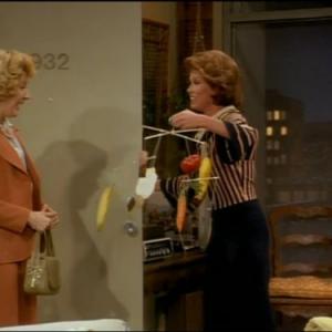 Still of Mary Tyler Moore and Georgia Engel in Mary Tyler Moore 1970