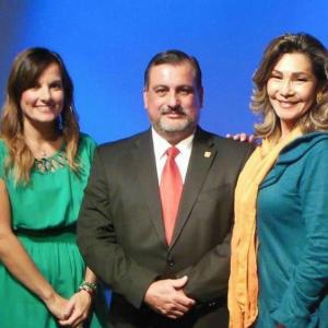 With host Ana Alfaro and Ecuadorian consul Raul Erazo