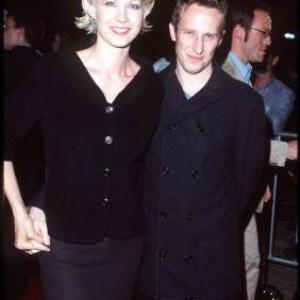 Bodhi Elfman and Jenna Elfman at event of Without Limits 1998