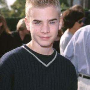 David Gallagher at event of Snow Day (2000)